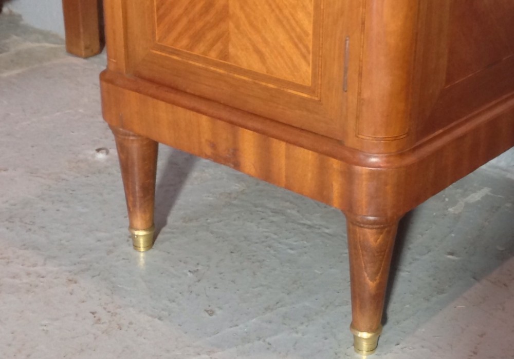 INLAID FRENCH MAHOGANY DRESSING TABLE View VIII