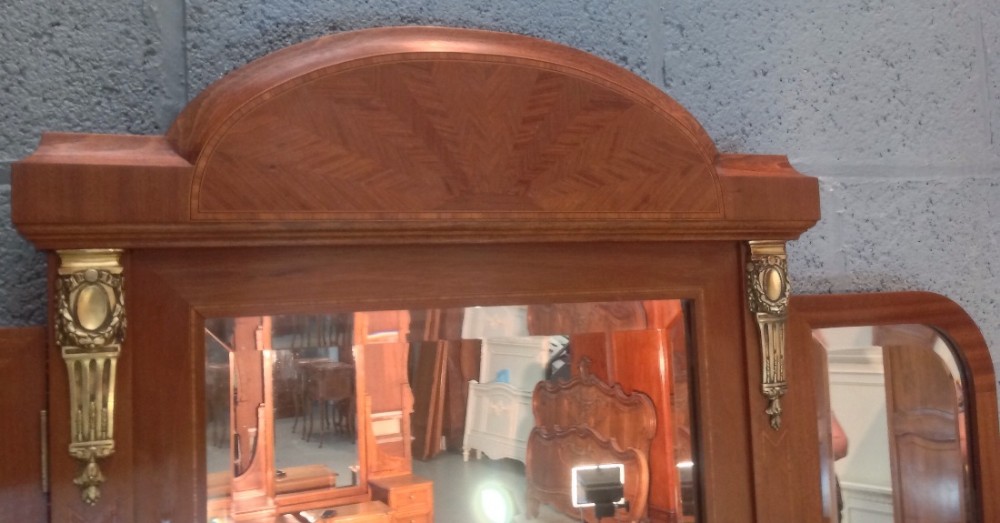 INLAID FRENCH MAHOGANY DRESSING TABLE View IX