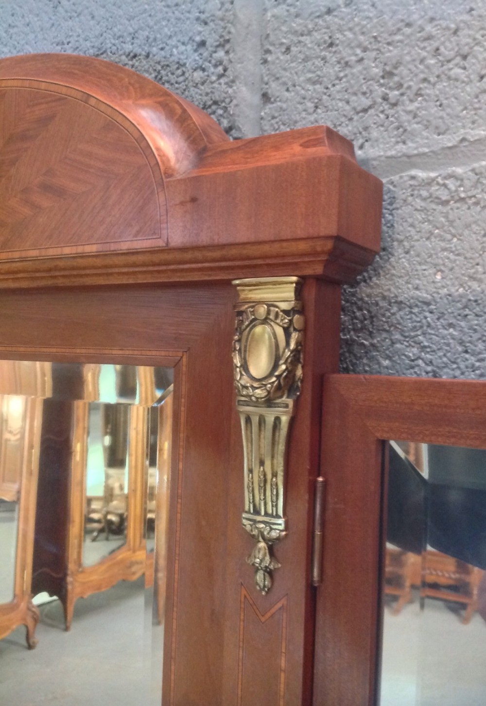 INLAID FRENCH MAHOGANY DRESSING TABLE View X