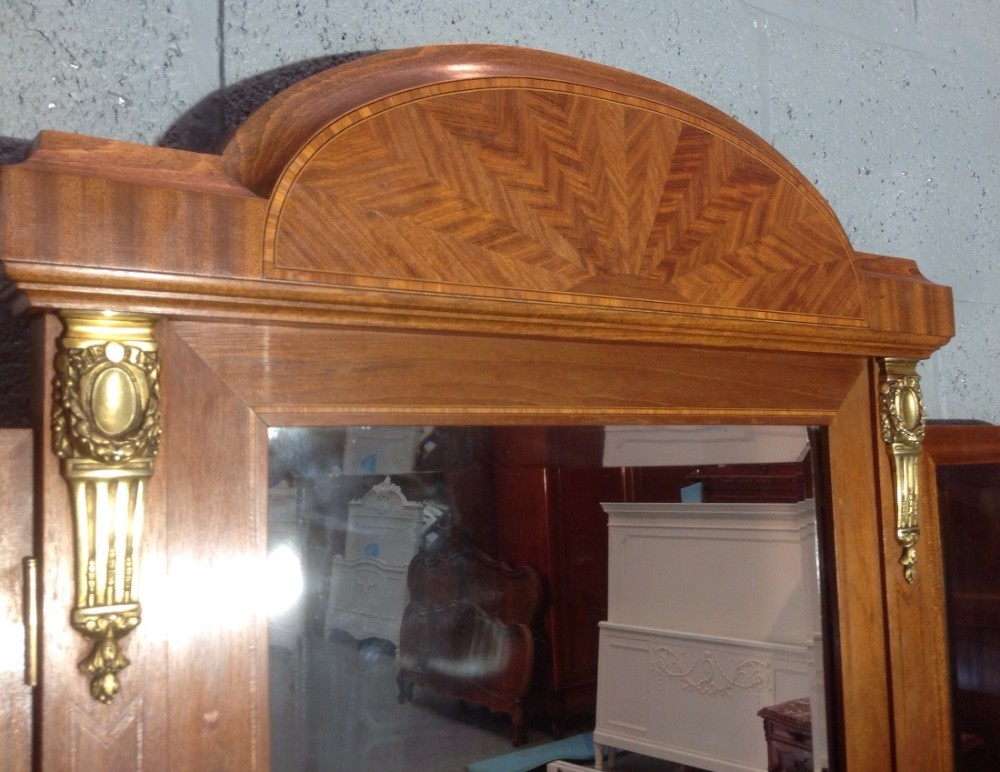 INLAID FRENCH MAHOGANY DRESSING TABLE View XIII