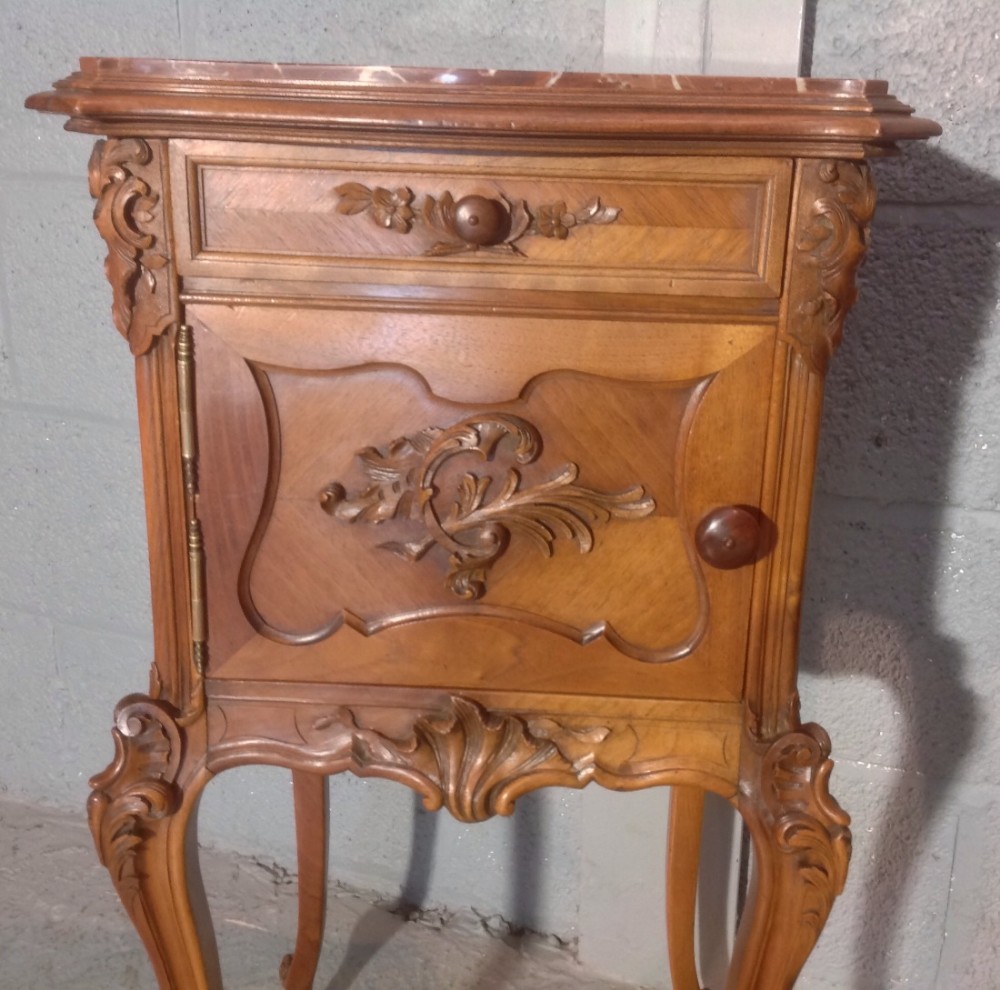 PAIR OF FRENCH WALNUT BEDSIDE CABINETS View V