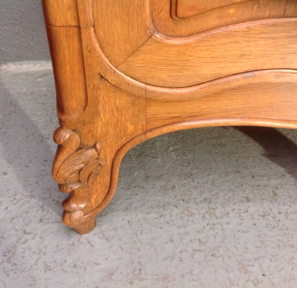 LARGE FRENCH CARVED OAK ARMOIRE View V
