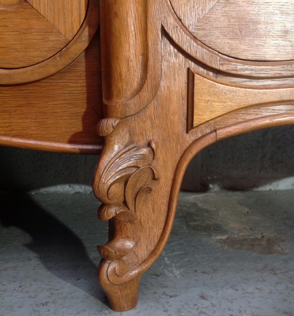 LARGE FRENCH CARVED OAK ARMOIRE View VI