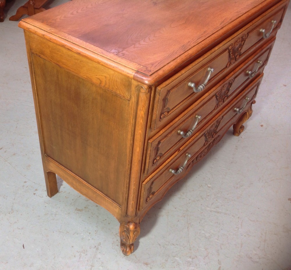 CARVED OAK FRENCH CHEST View VIII