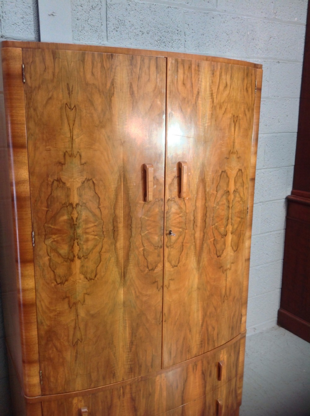 ART DECO WALNUT FITTED WARDROBE  View IV