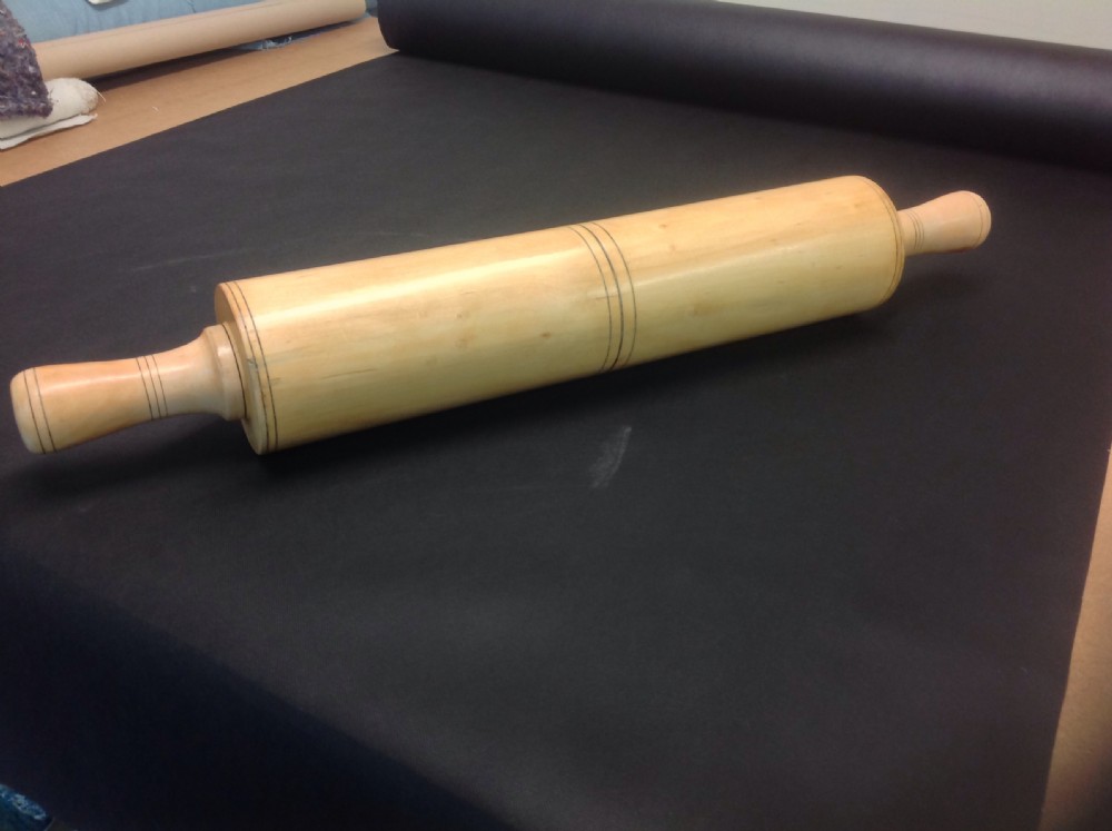 VERY LARGE ROLLING PIN