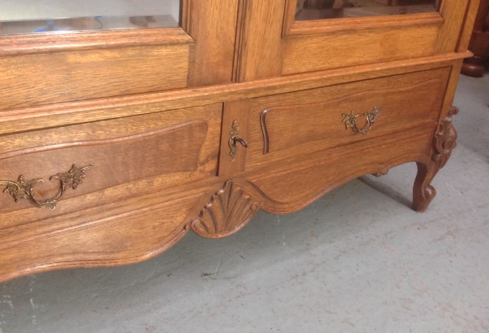 CARVED OAK FRENCH ARMOIRE View V