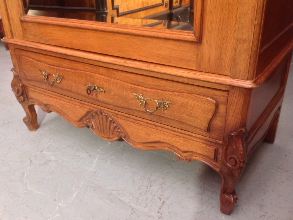CARVED OAK FRENCH AMOIRE View V