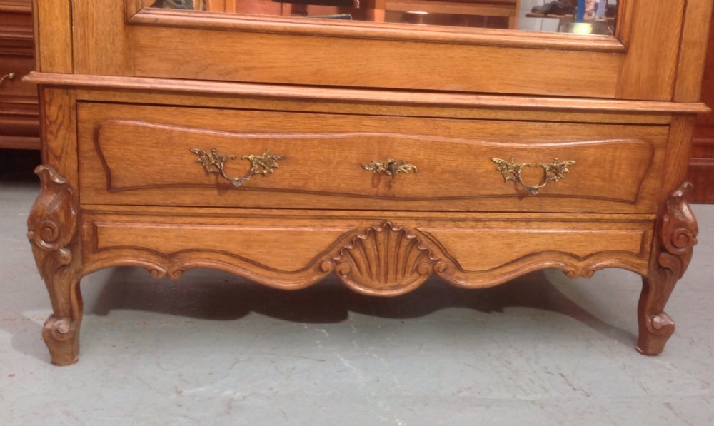 CARVED OAK FRENCH AMOIRE View VI