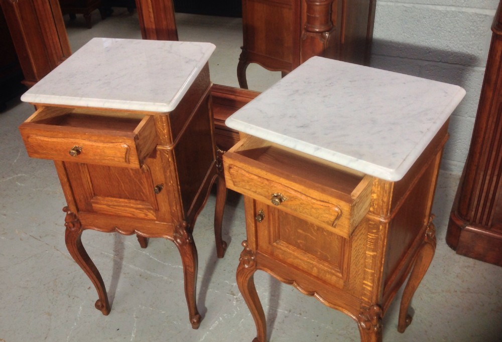 PAIR OF FRENCH OAK BEDSIDE CABINETS View III