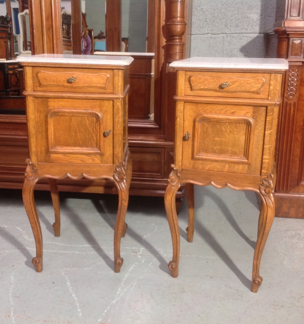 PAIR OF FRENCH OAK BEDSIDE CABINETS View X