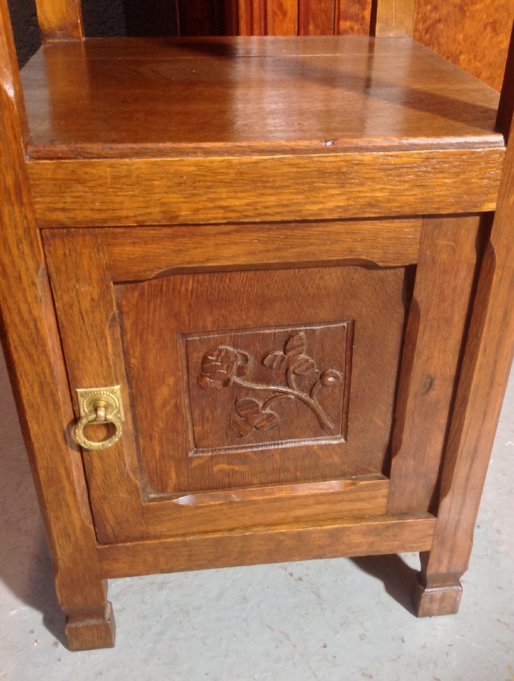 PAIR OF FRENCH OAK ARTS AND CRAFTS BEDSIDE CABINETS View III