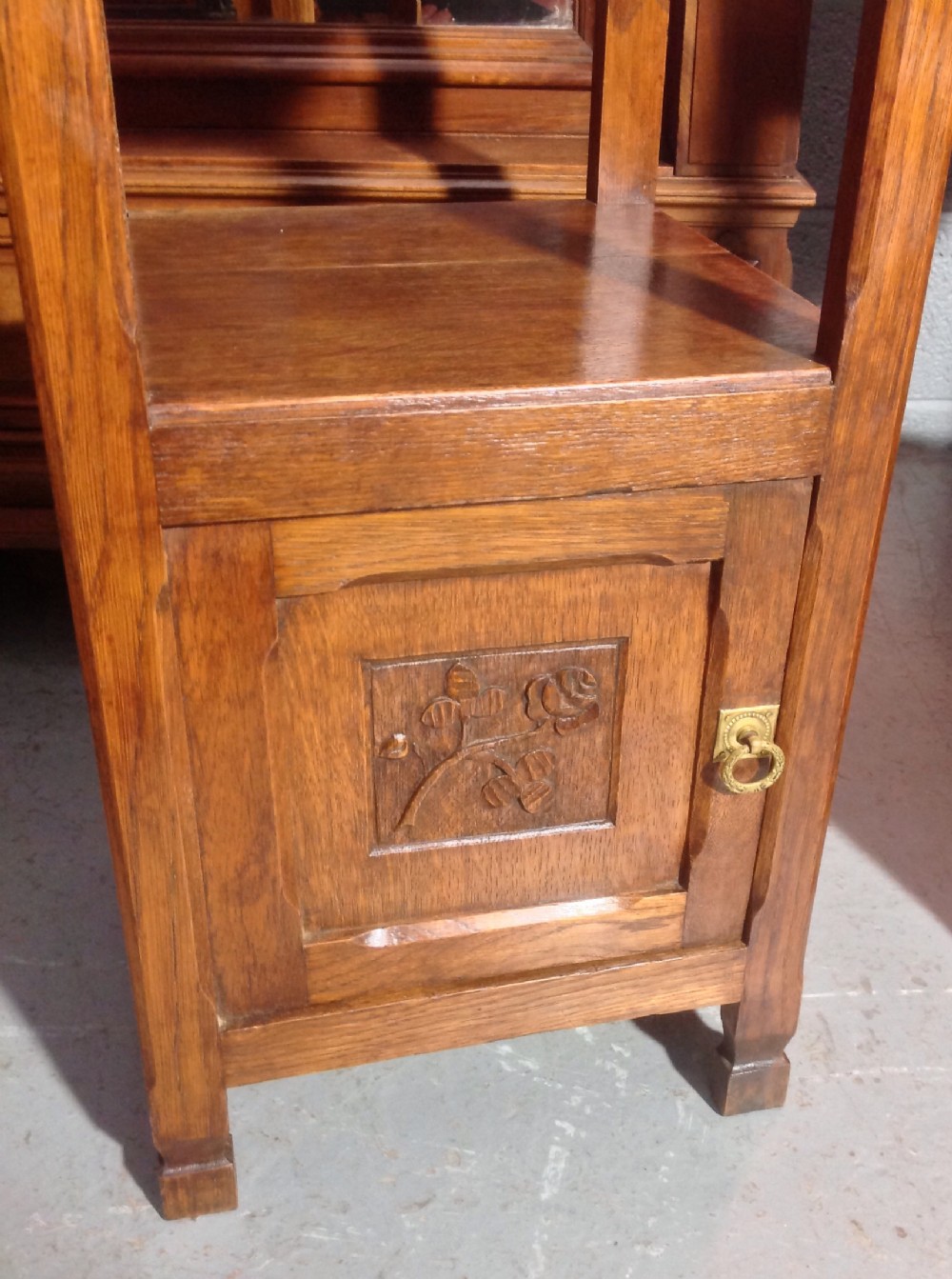PAIR OF FRENCH OAK ARTS AND CRAFTS BEDSIDE CABINETS View IV