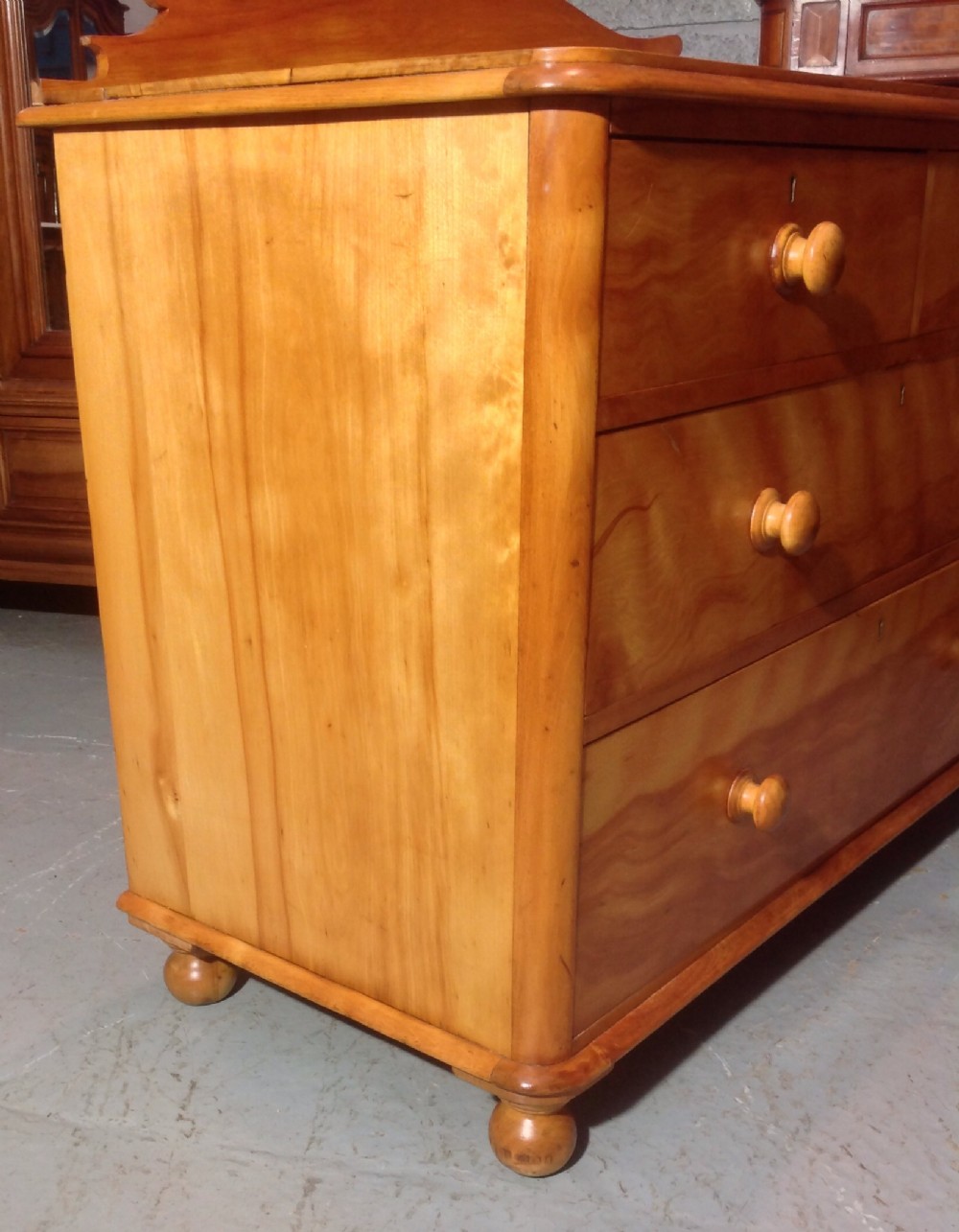 SATIN BIRCH VICTORIAN CHEST OF DRAWERS View VII