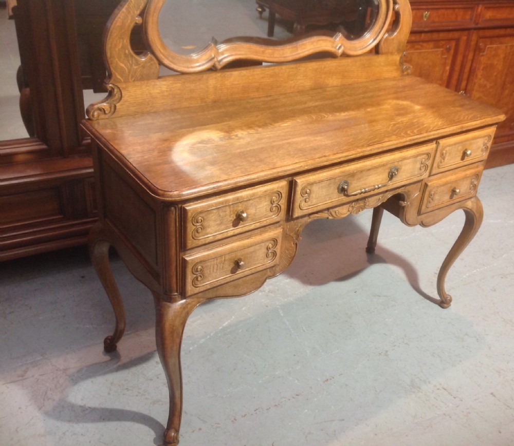 SOLID OAK FRENCH DRESSING TABLE View III