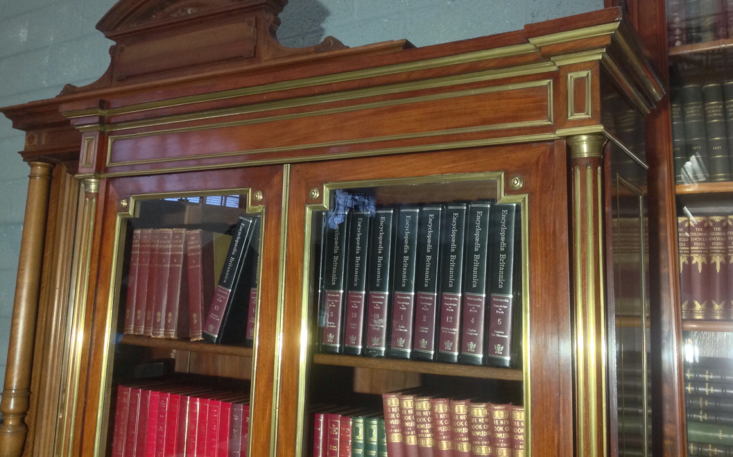 MAHOGANY AND BRASS FRENCH BOOKCASE View III