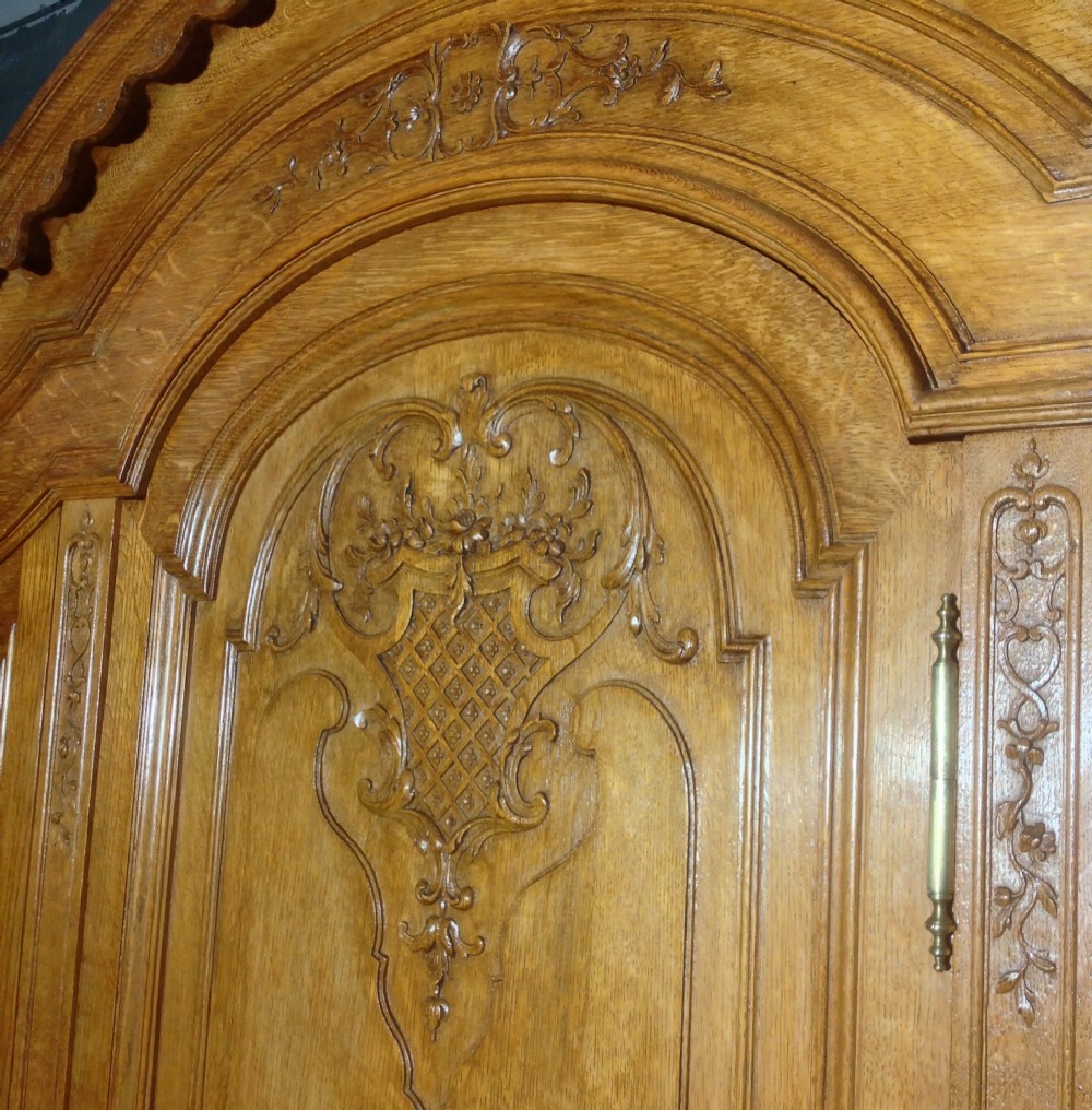 ORNATELY CARVED FRENCH OAK ARMOIRE View IV