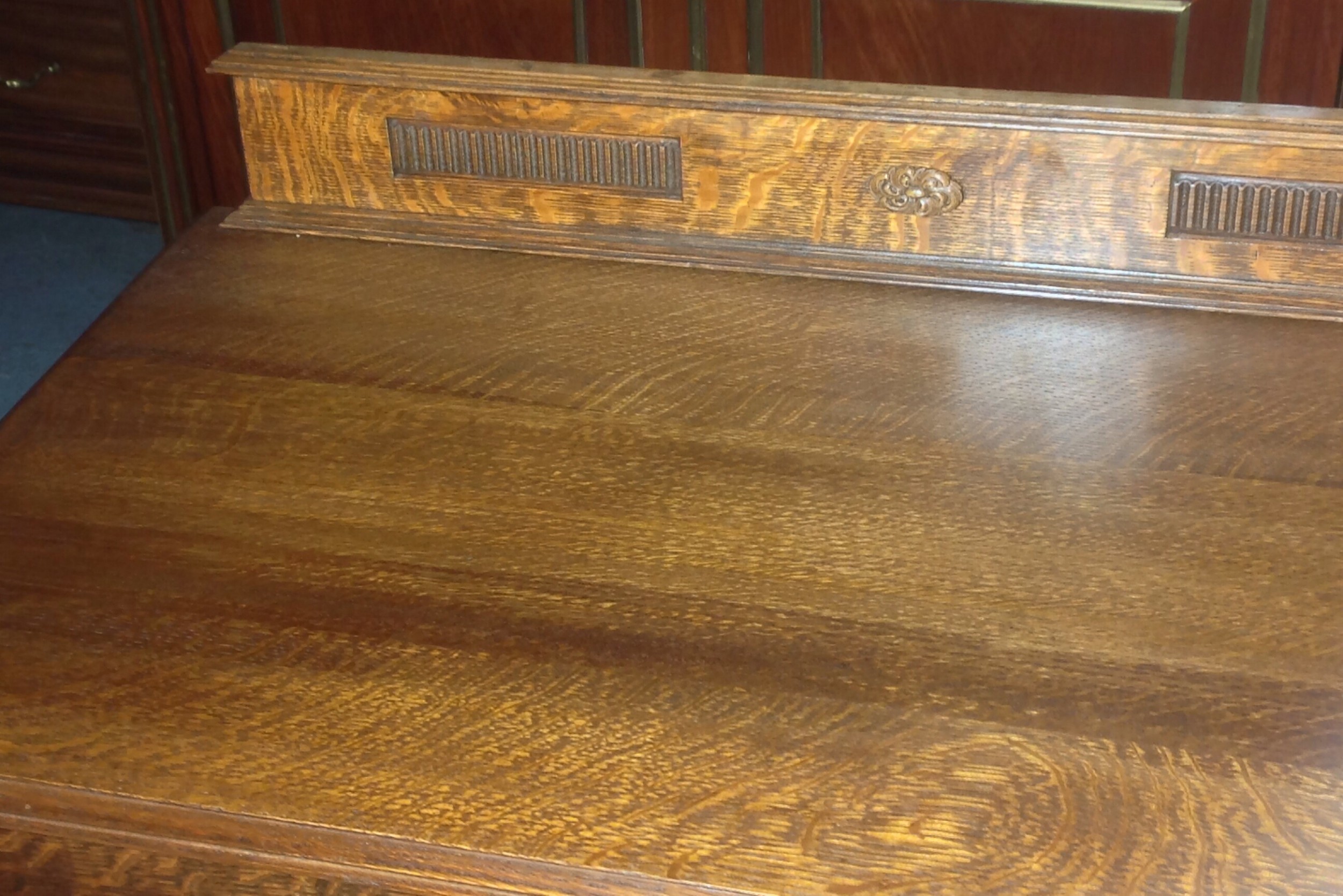 SOLID OAK CHEST WITH CUPBOARD View III