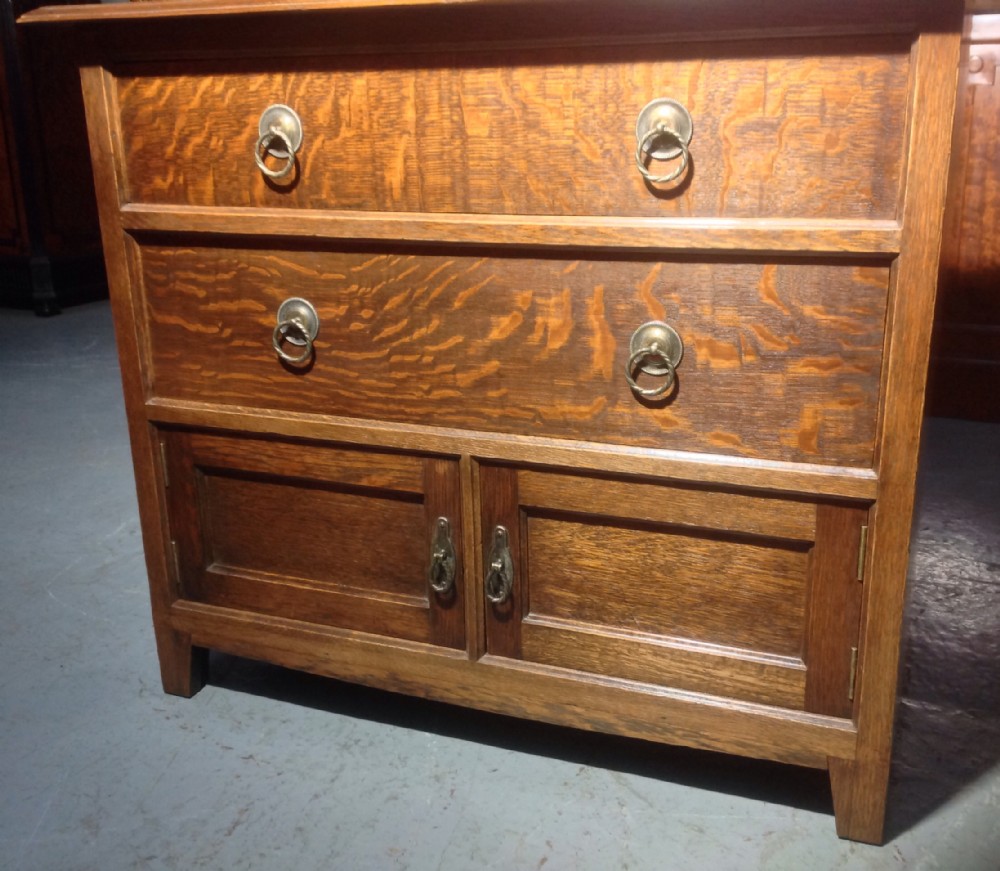 SOLID OAK CHEST WITH CUPBOARD View IV