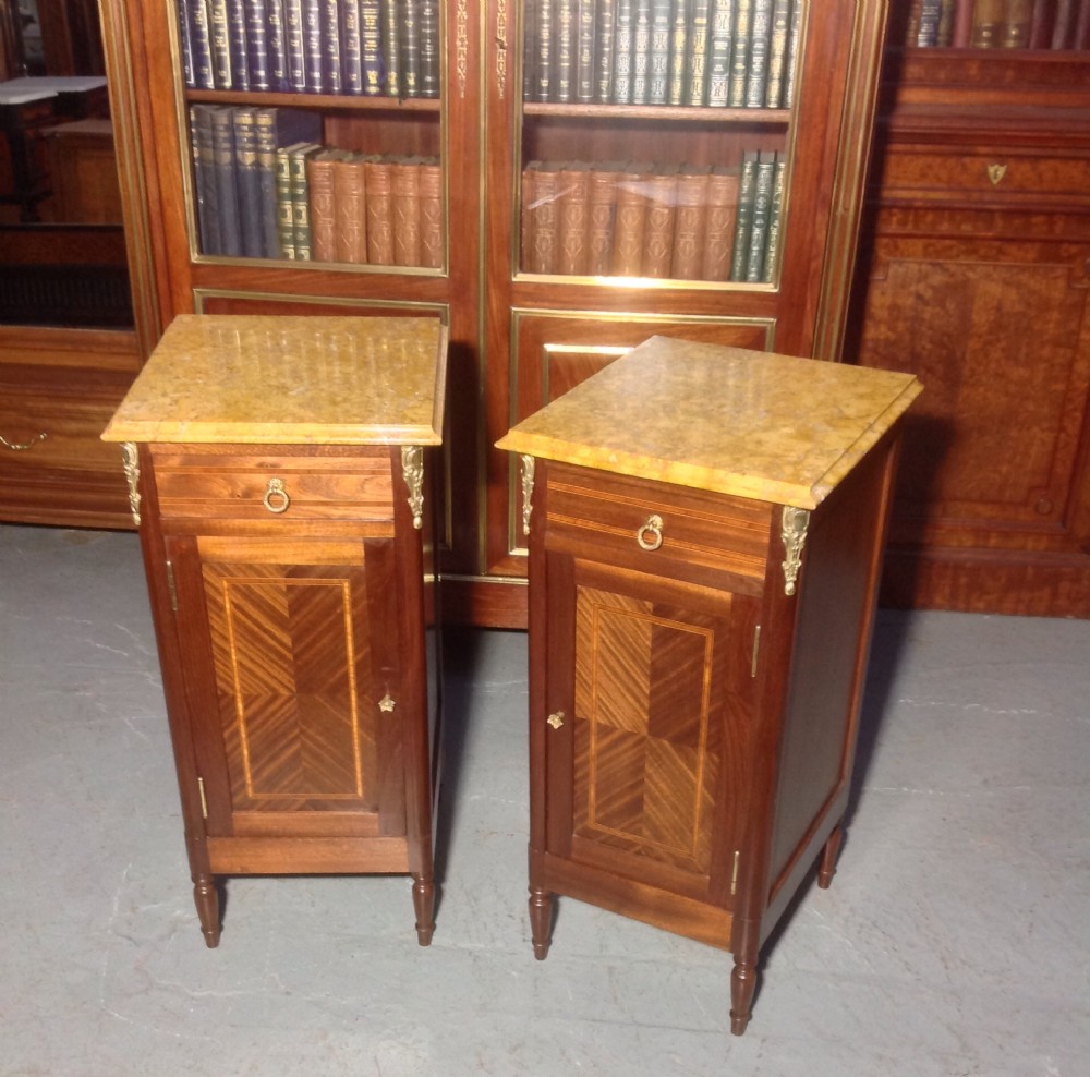 FRENCH MARBLE TOP DRESSING TABLE View II