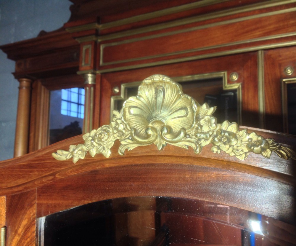 FRENCH MARBLE TOP DRESSING TABLE View V