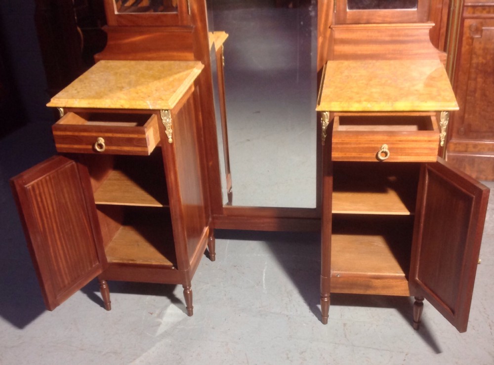 FRENCH MARBLE TOP DRESSING TABLE View VIII