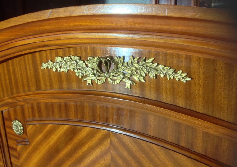 MAHOGANY AND BRASS FRENCH BED View VI