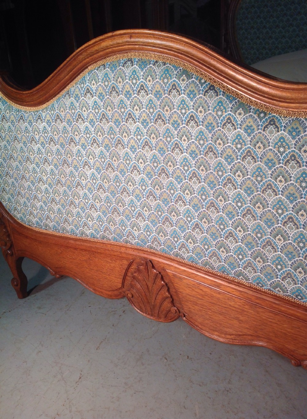 FRENCH OAK UPHOLSTERED BED View IV