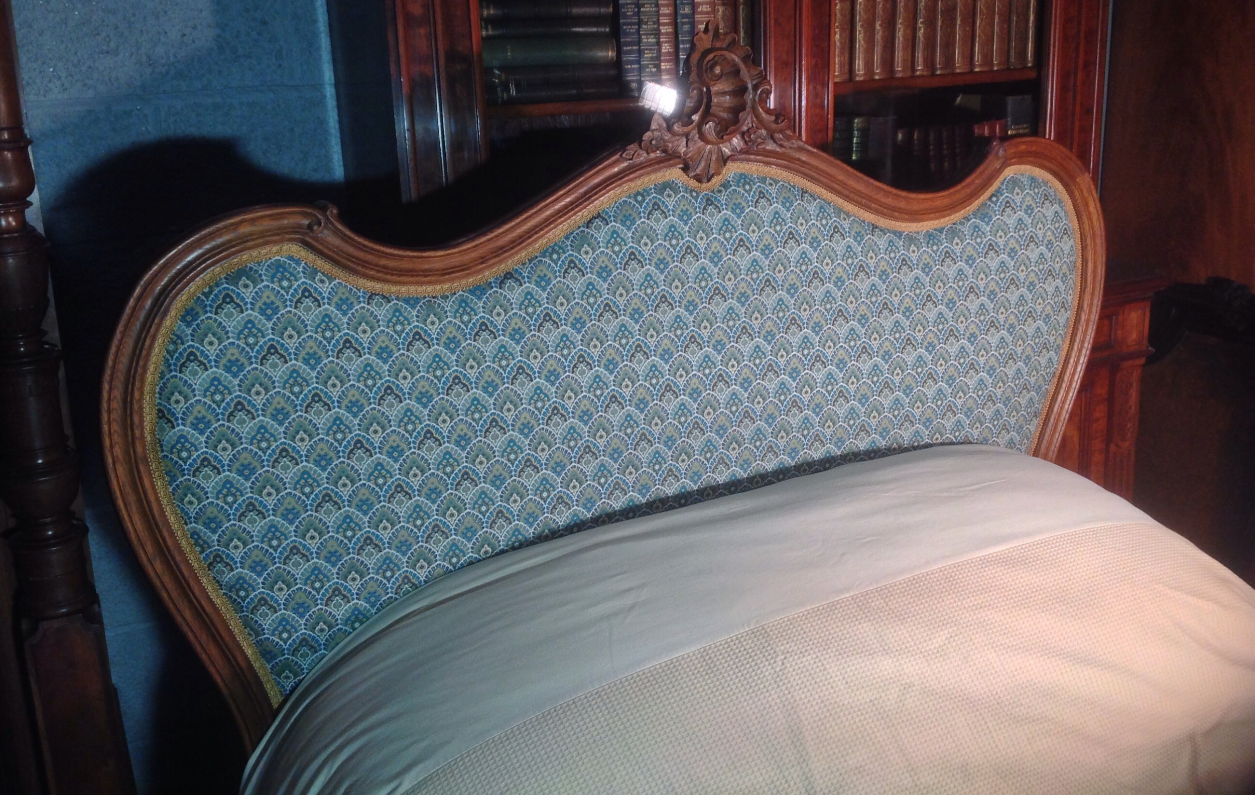 FRENCH OAK UPHOLSTERED BED View V