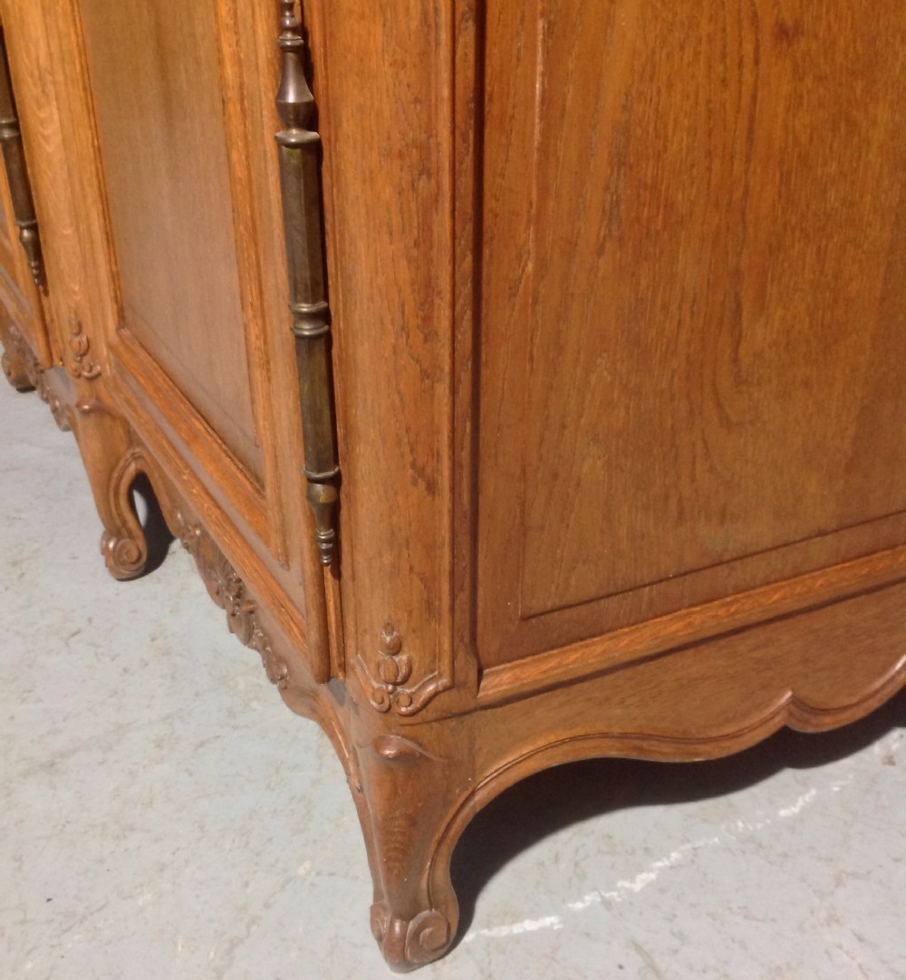 CARVED OAK FRENCH ARMOIRE View VIII