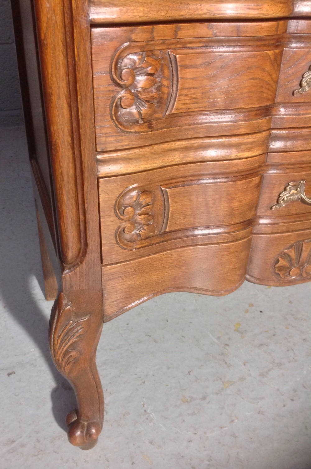 CARVED OAK FRENCH CHEST View VI