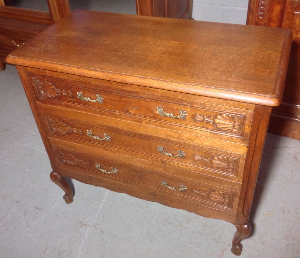 CARVED OAK FRENCH CHEST View IV
