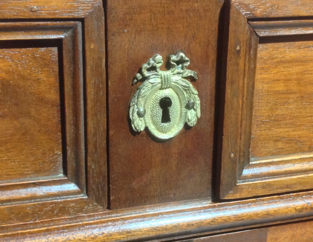 FRENCH MAHOGANY ARTS AND CRAFTS WASHSTAND  View VII