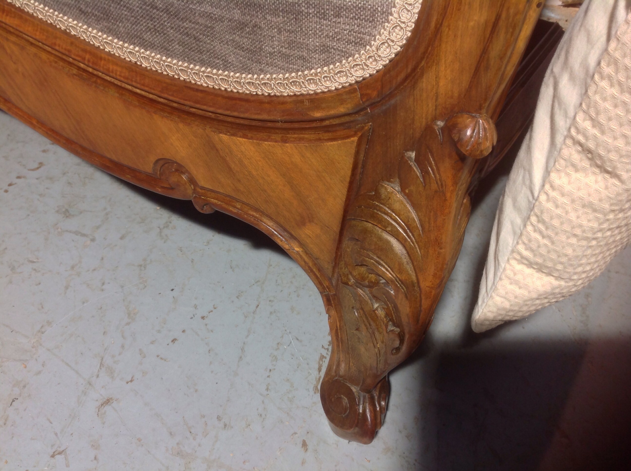 CARVED WALNUT FRENCH BED View VI