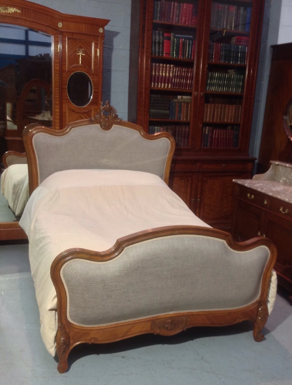 CARVED WALNUT FRENCH BED View XIII