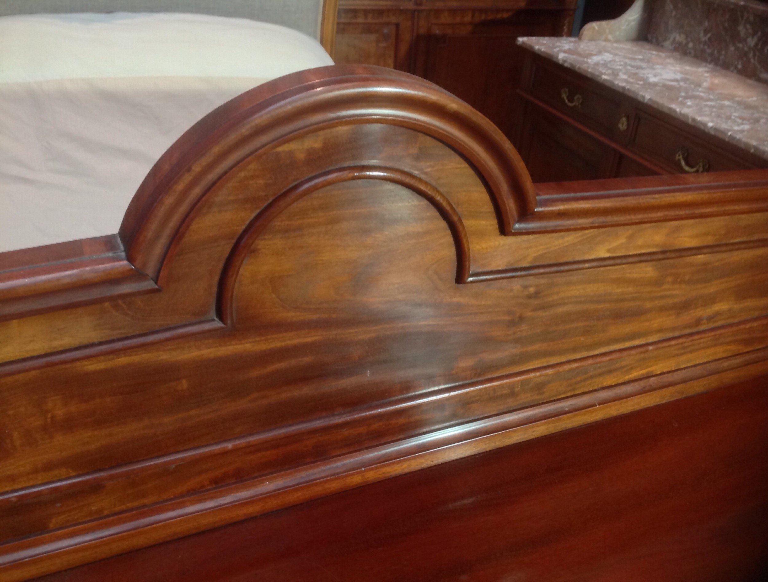 MAHOGANY VICTORIAN SIDEBOARD View IV