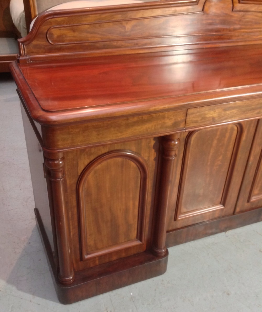 MAHOGANY VICTORIAN SIDEBOARD View VI