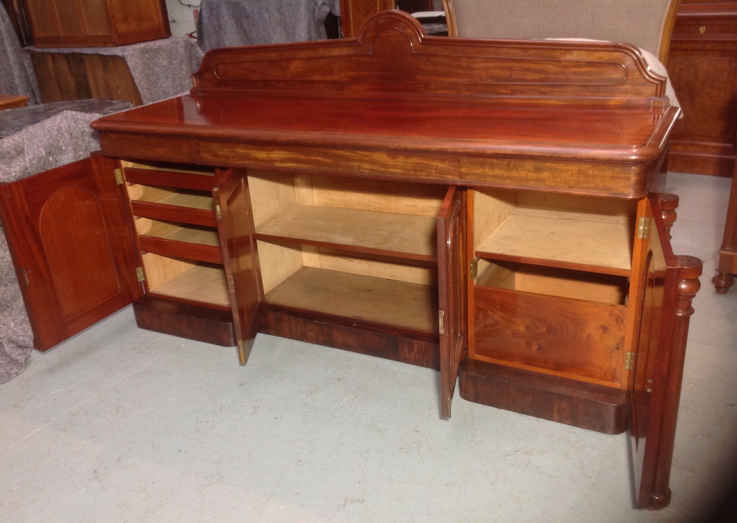 MAHOGANY VICTORIAN SIDEBOARD View VII