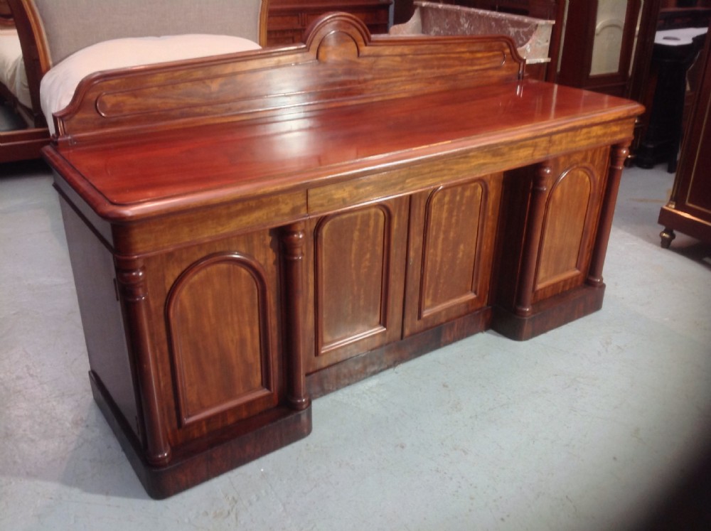 MAHOGANY VICTORIAN SIDEBOARD