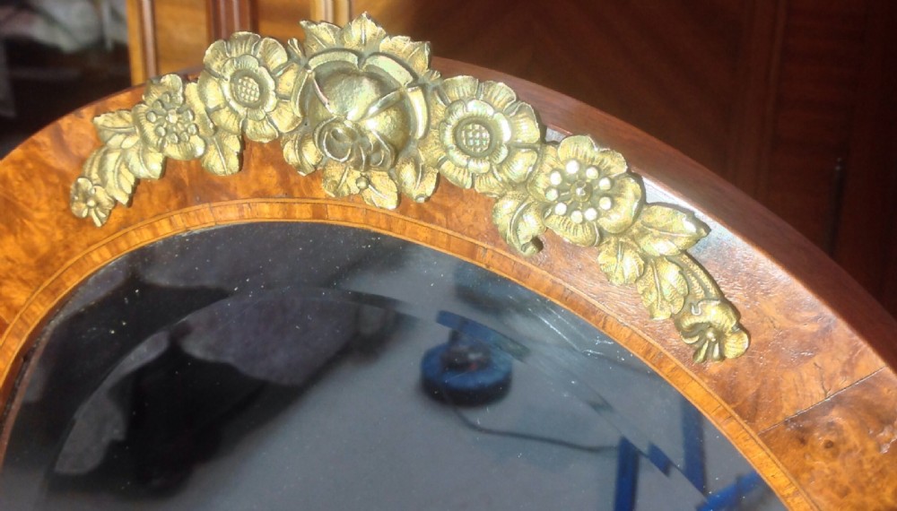 ART DECO FRENCH WALNUT DRESSING TABLE View V