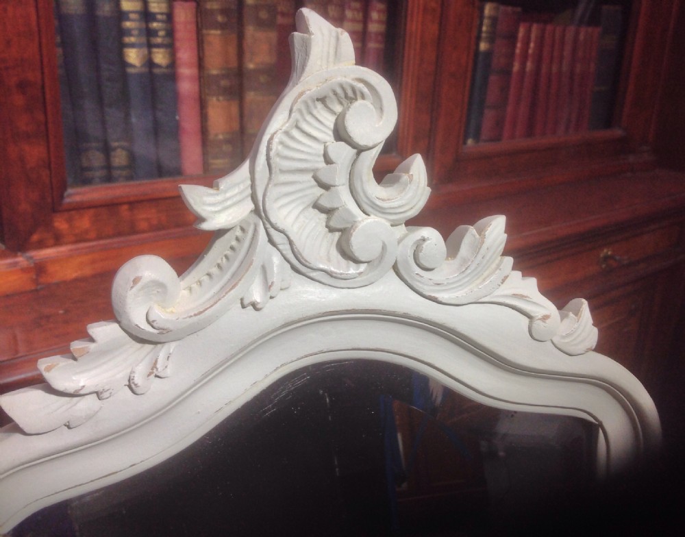 PAINTED FRENCH DRESSING TABLE View IV