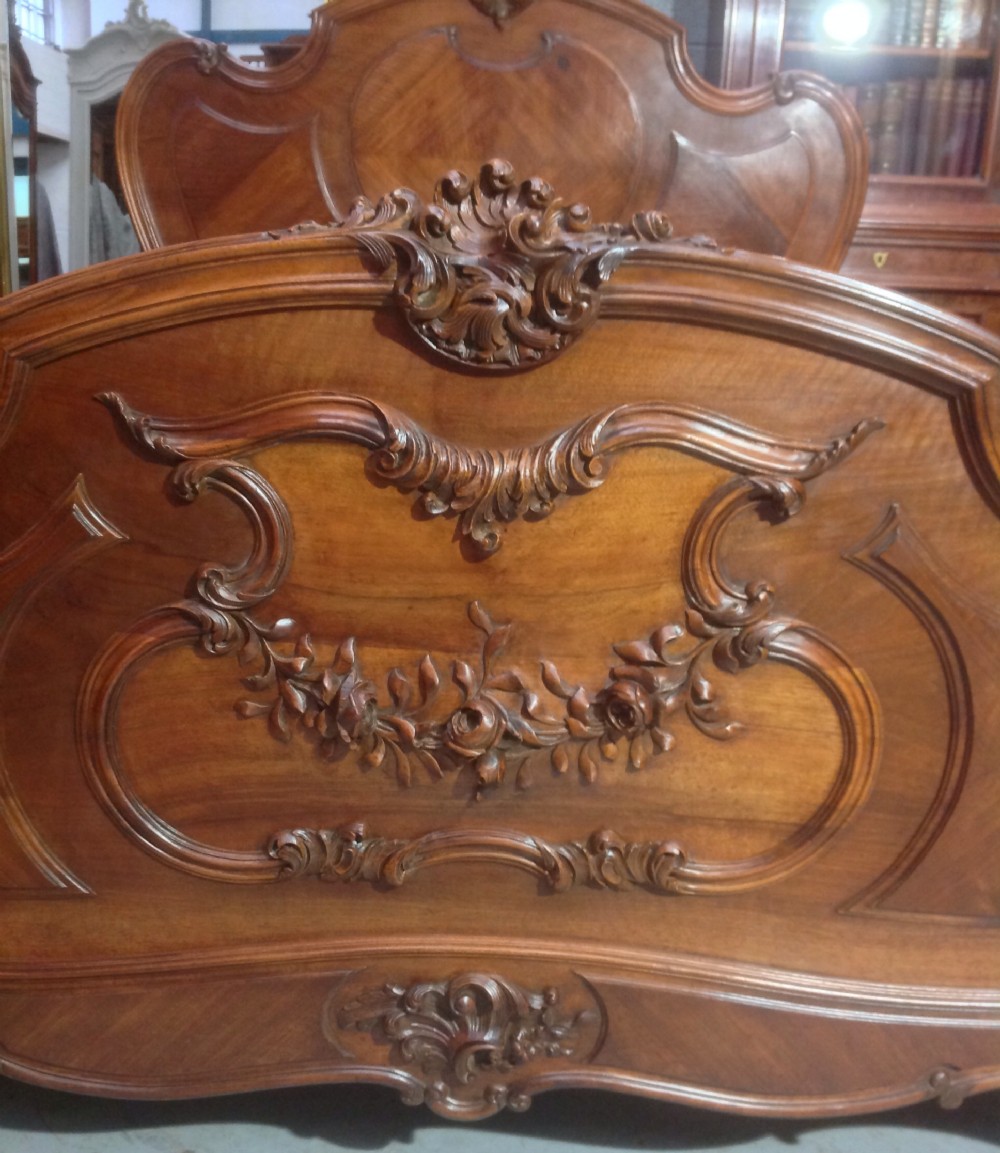 CARVED WALNUT FRENCH LOUIS XV BED View II