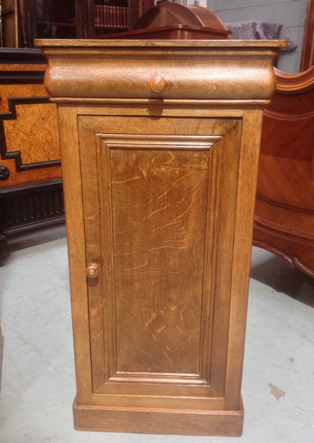 PAIR OF FRENCH OAK BEDSIDE CABINETS View II