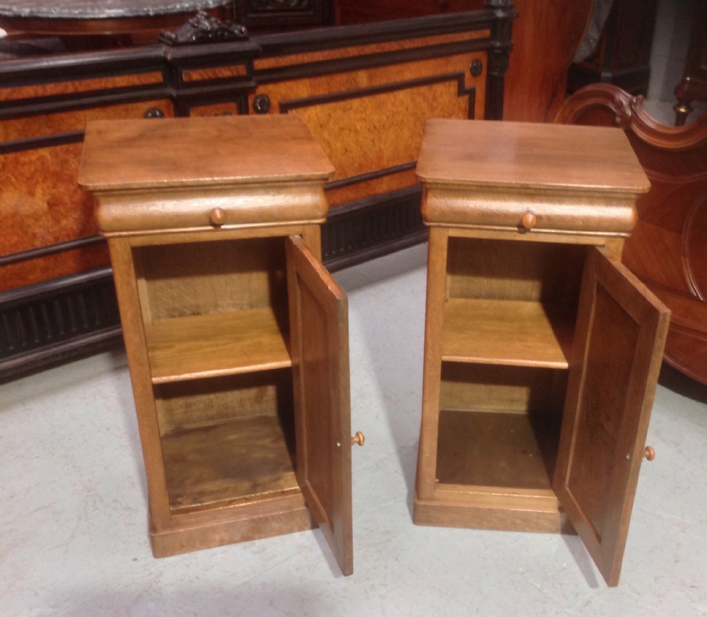 PAIR OF FRENCH OAK BEDSIDE CABINETS View III