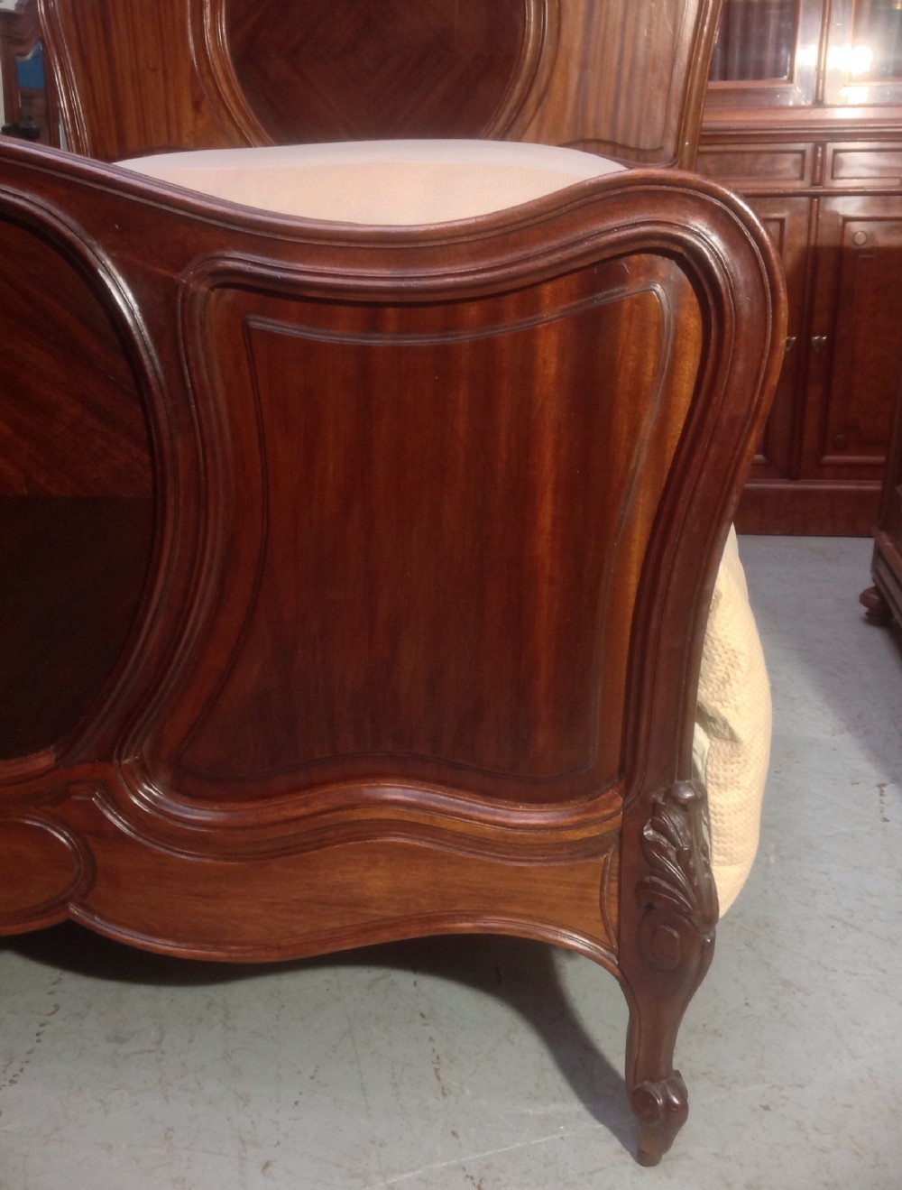 FRENCH MAHOGANY CARVED BED View II