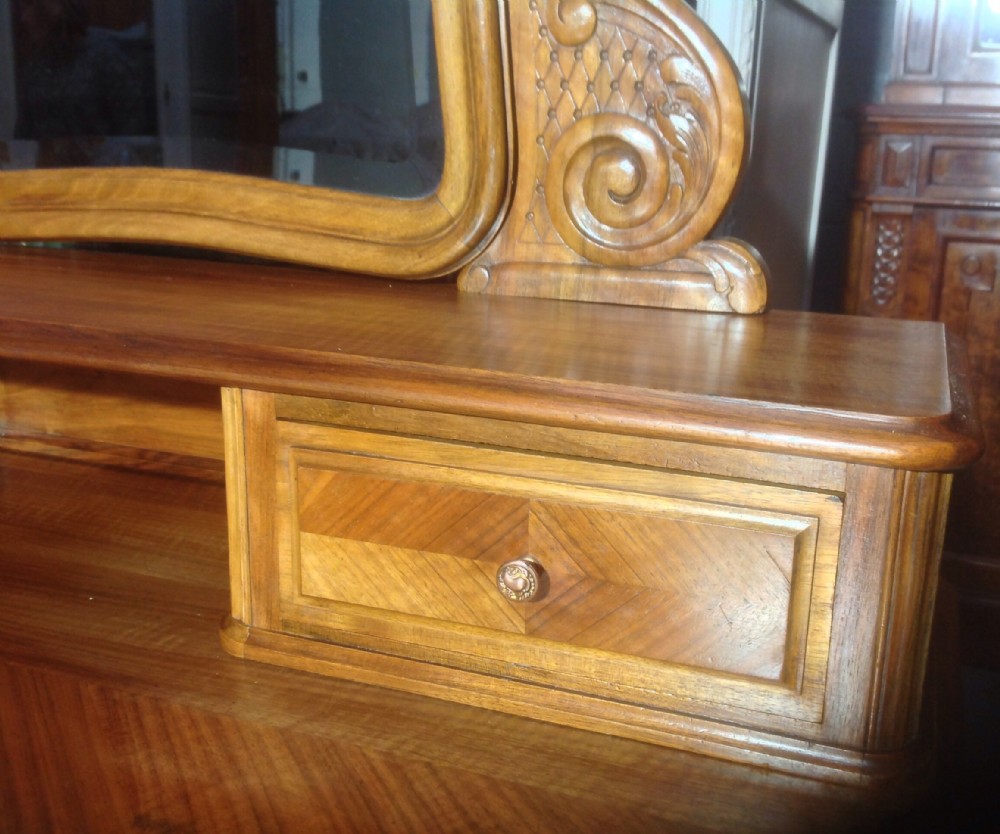 FRENCH WALNUT DRESSING TABLE View X