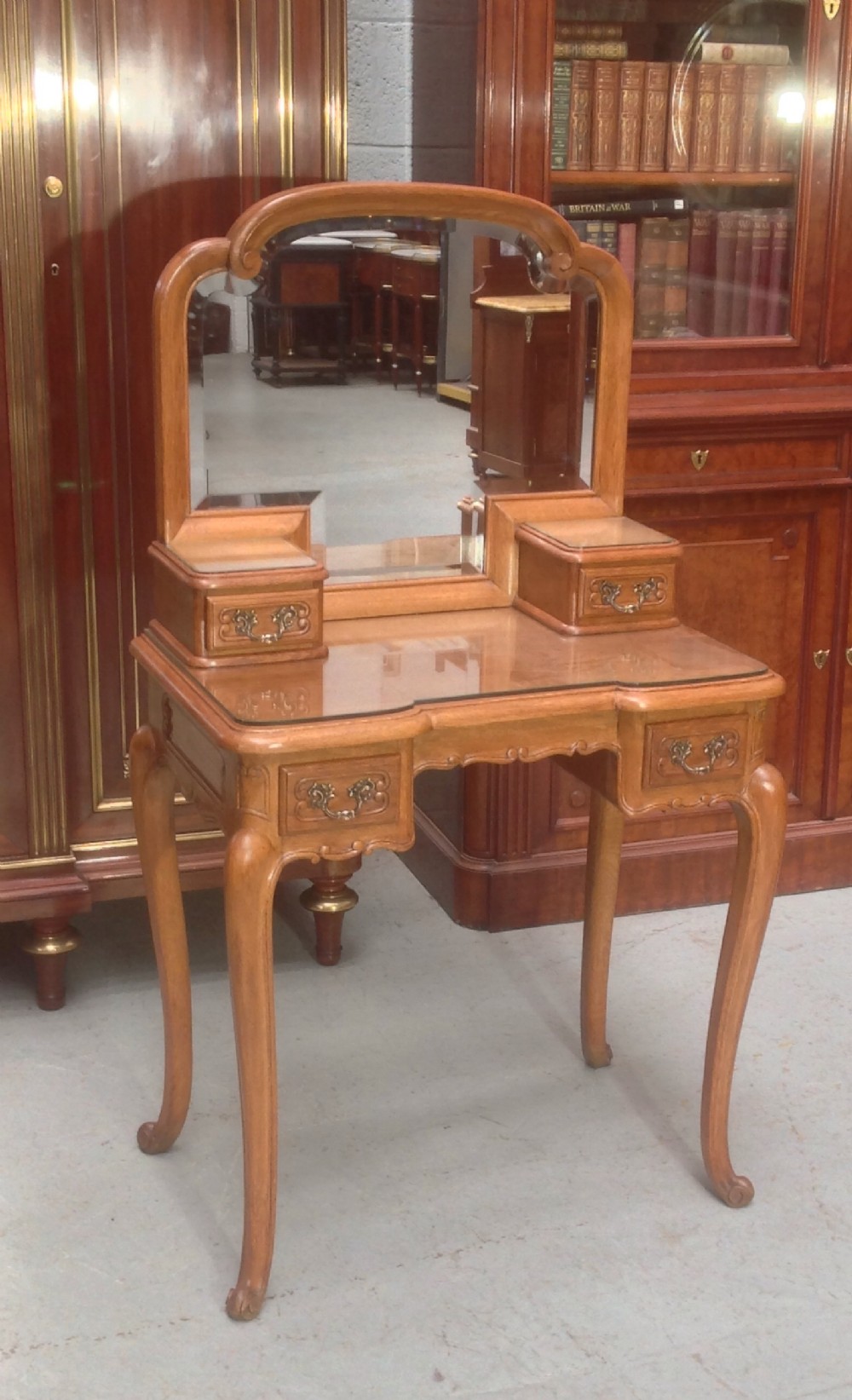 CARVED OAK FRENCH DRESSING TABLE AND STOOL View IX
