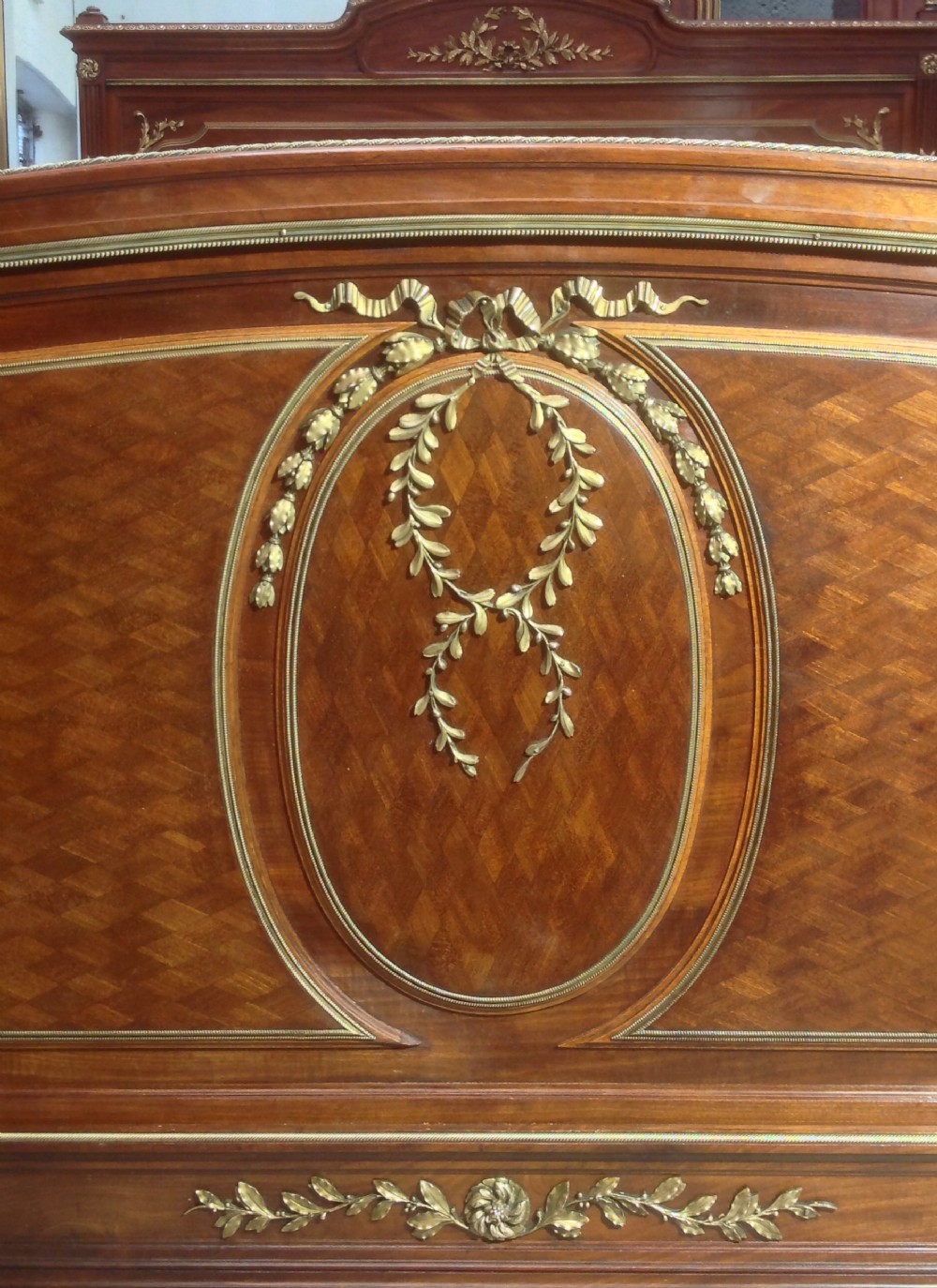 FRENCH KINGSIZE MAHOGANY  BED WITH AMAZING BRASS DETAILING View XIII