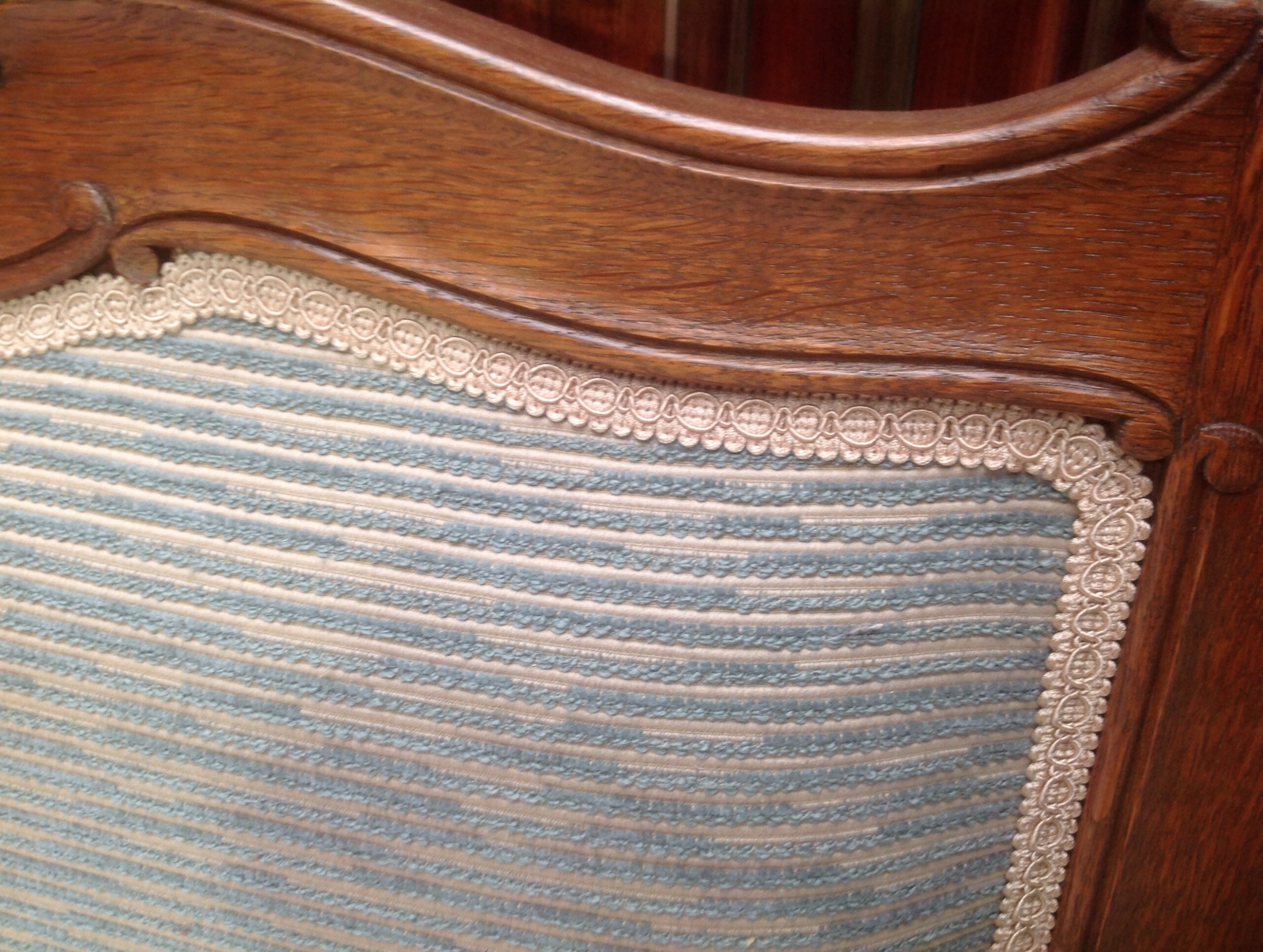 CARVED OAK SUPER KING SIZE FRENCH BED View VI