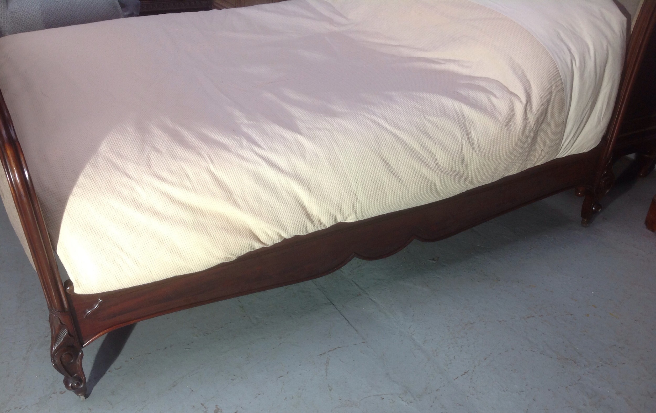 MAHOGANY FRENCH UPHOLSTERED BED View V